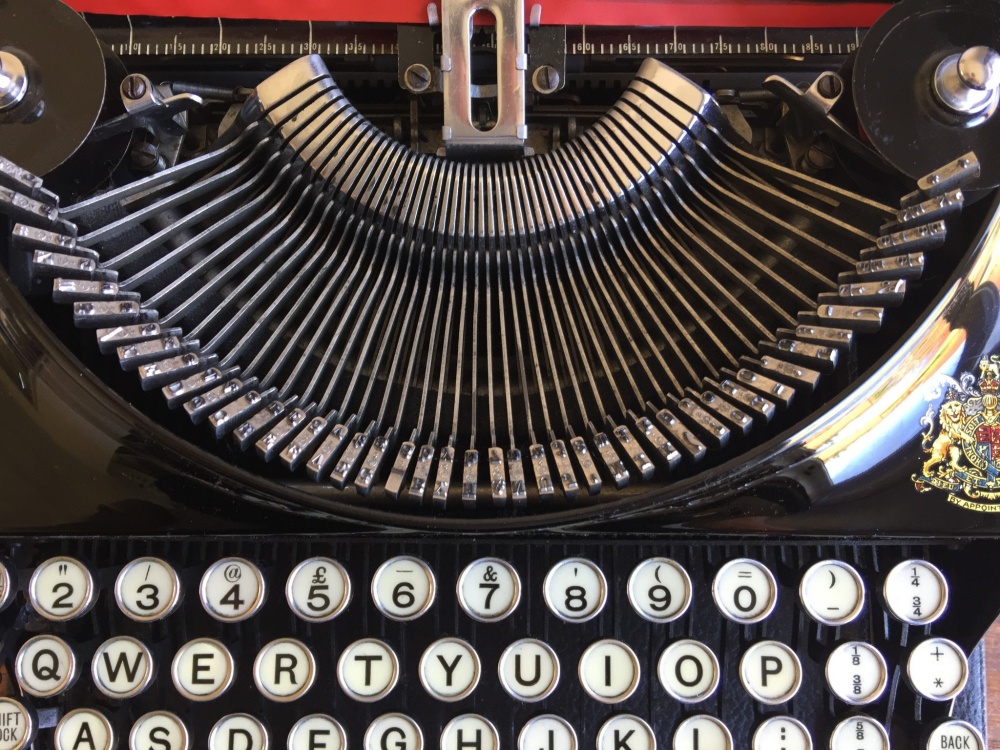 About downtechinglondon and Typewriters